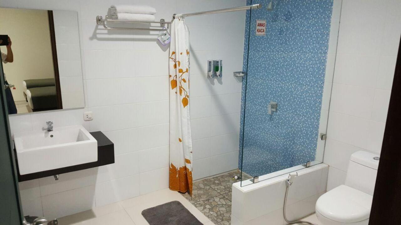 Hotel Aneka Baru Sleman  Extérieur photo