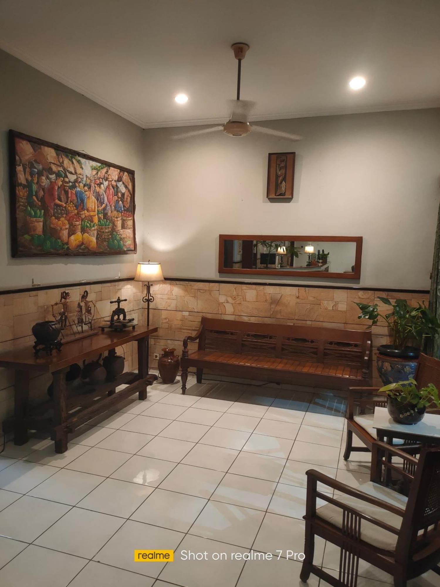 Hotel Aneka Baru Sleman  Extérieur photo